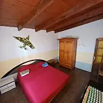Magica Surf House Guest house *