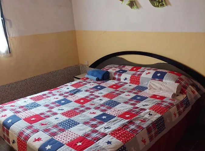 Magica Surf House Πανσιόν